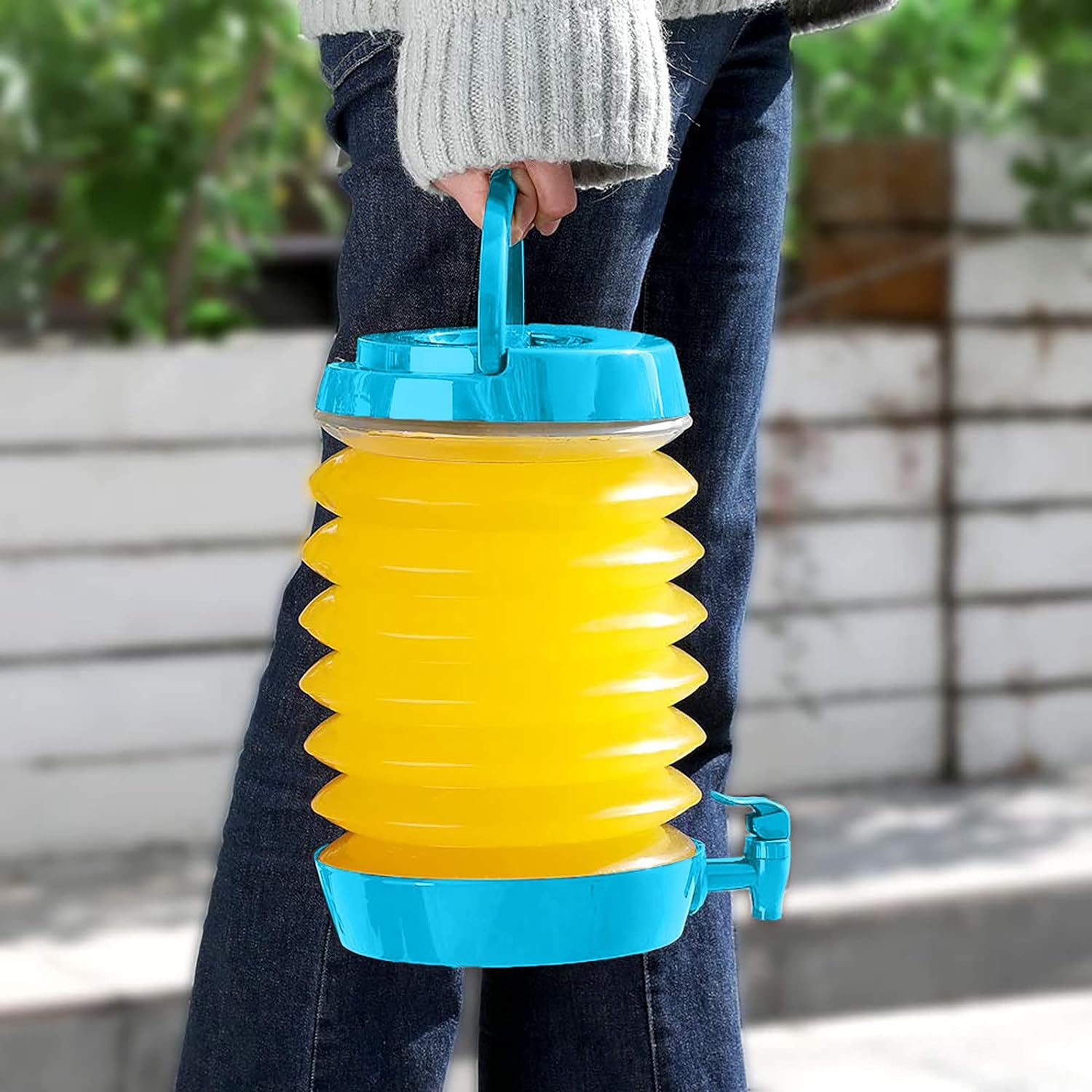 Collapsable Large Capacity Dispenser